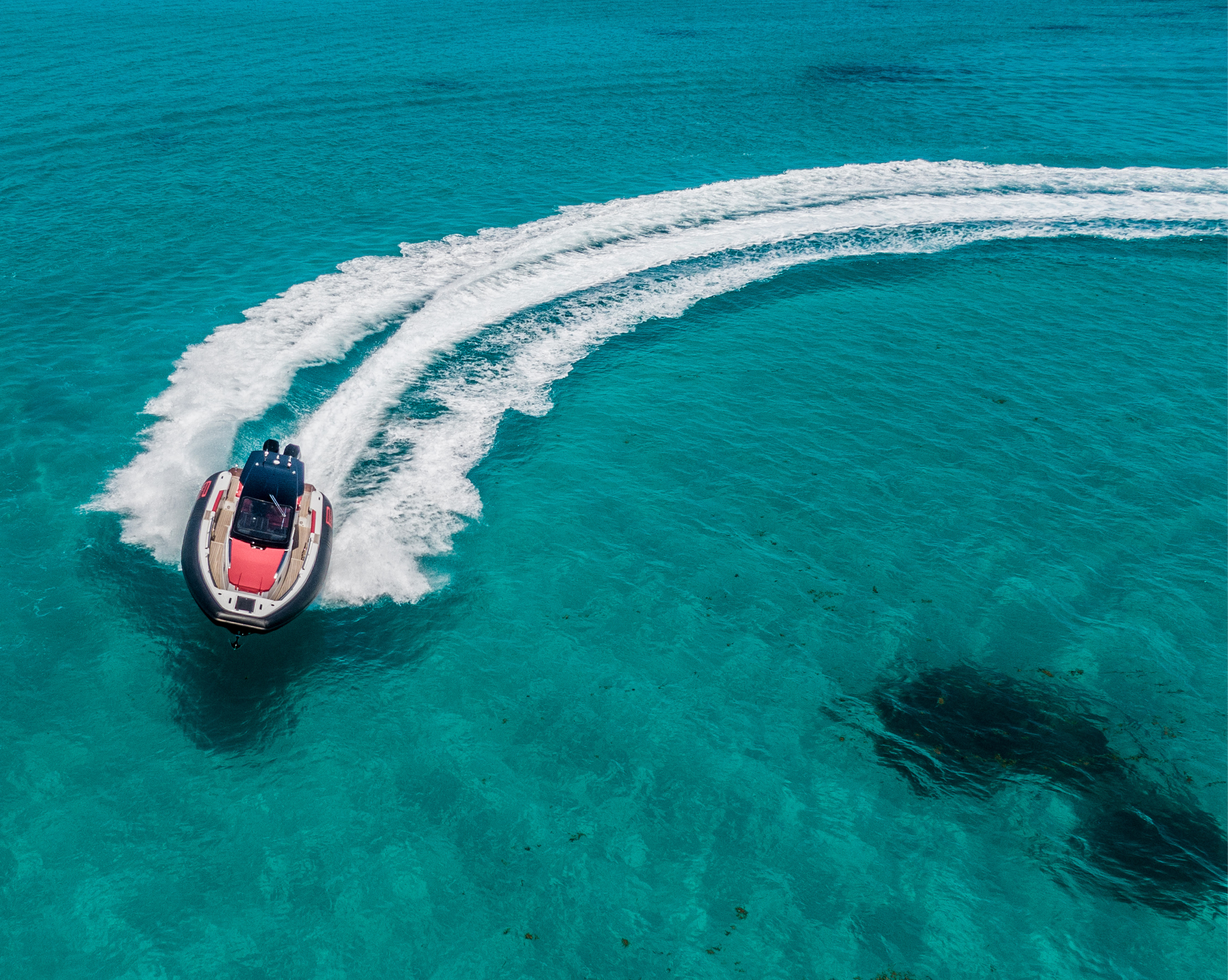 Gallery_20Years_Pirelli_Speedboats_2000x1596px26