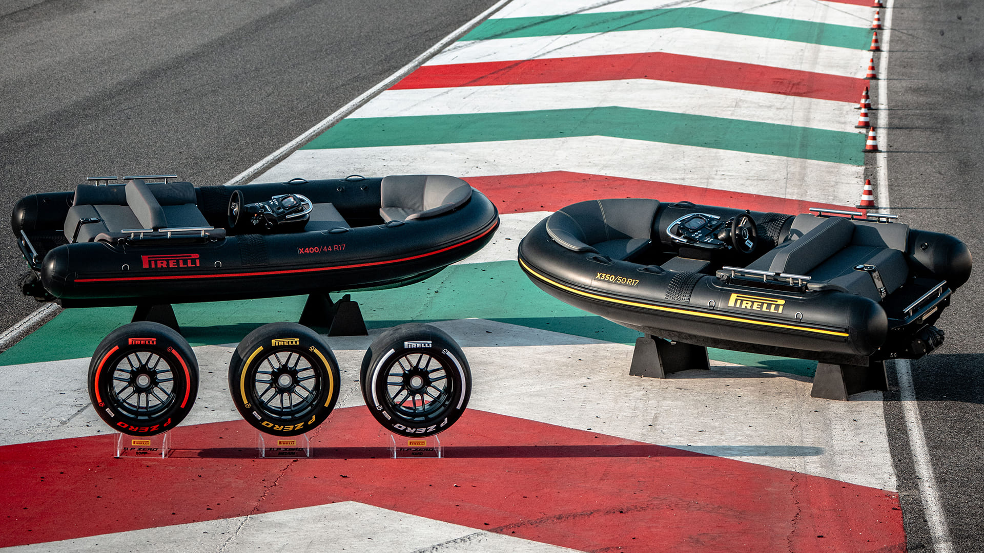 Gallery Pit-Lane-Mugello